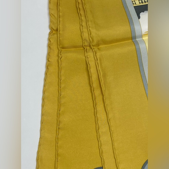 Hermes Vintage Silk Scarf Les Ponts De Paris Carre 90 Hugo Grygkar - Picture 10 of 16